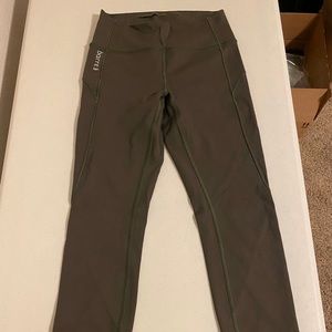 Lululemon - In Movement 7/8 Tight - Dark Olive